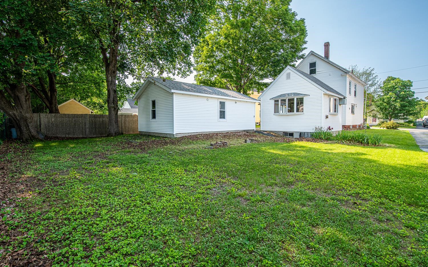 4 Walnut Street Exeter, NH 03833 - Photo 5 of 41