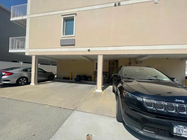 $3,100 | 19 Kentucky Street, Unit 204, Long Beach, NY 11561