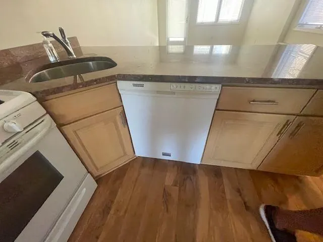 $3,100 | 19 Kentucky Street, Unit 204, Long Beach, NY 11561