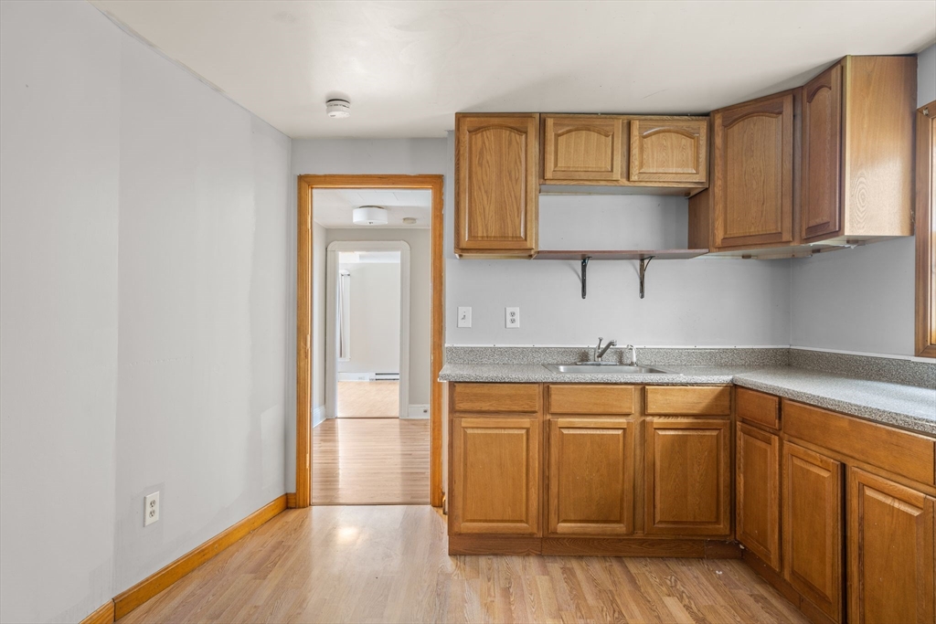 26 Mckinley Road Worcester, MA 01605 - Photo 27 of 36 Gallery Image 27