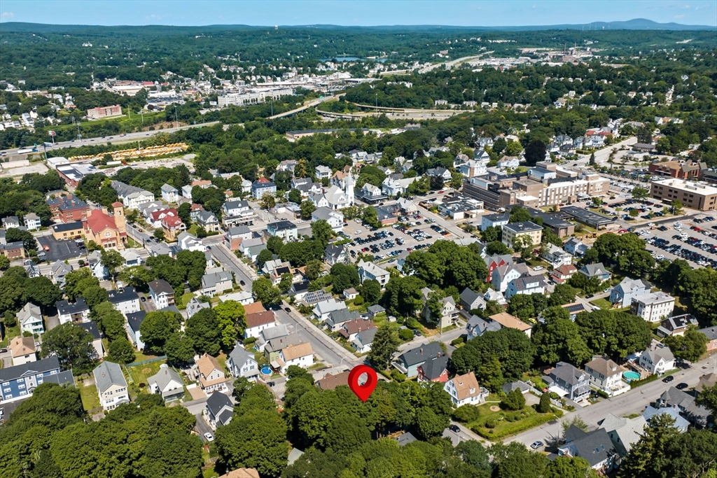 26 Mckinley Road Worcester, MA 01605 - Photo 5 of 36 Gallery Image 5