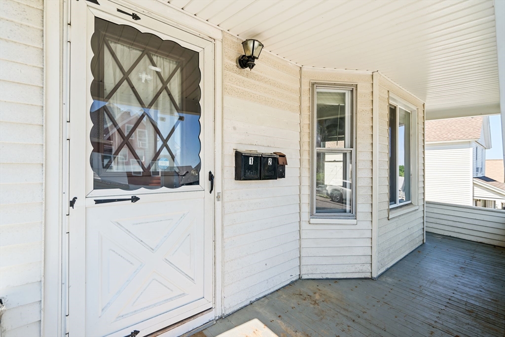 26 Mckinley Road Worcester, MA 01605 - Photo 7 of 36 Gallery Image 7