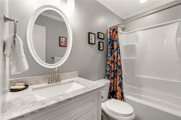 $445,000 | 5006 West 72nd Terrace, Prairie Village, KS 66208