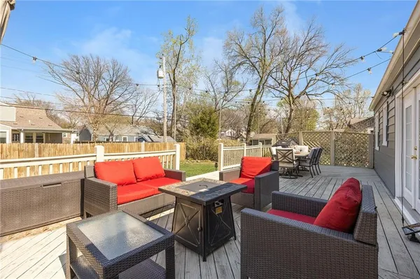 $445,000 | 5006 West 72nd Terrace, Prairie Village, KS 66208