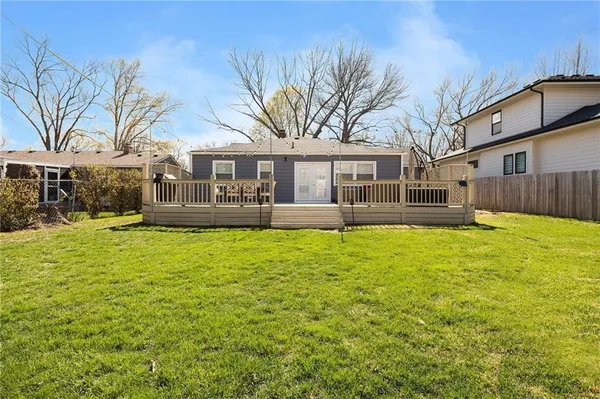 $445,000 | 5006 West 72nd Terrace, Prairie Village, KS 66208