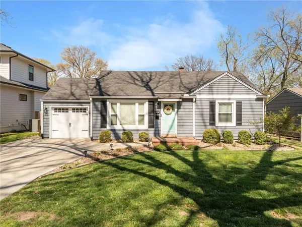 $445,000 | 5006 West 72nd Terrace, Prairie Village, KS 66208