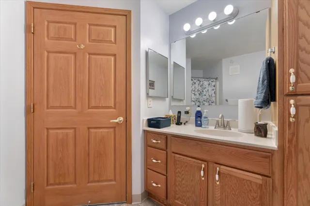 $145,000 | 5650 Boone Avenue North, Unit 408, New Hope, MN 55428