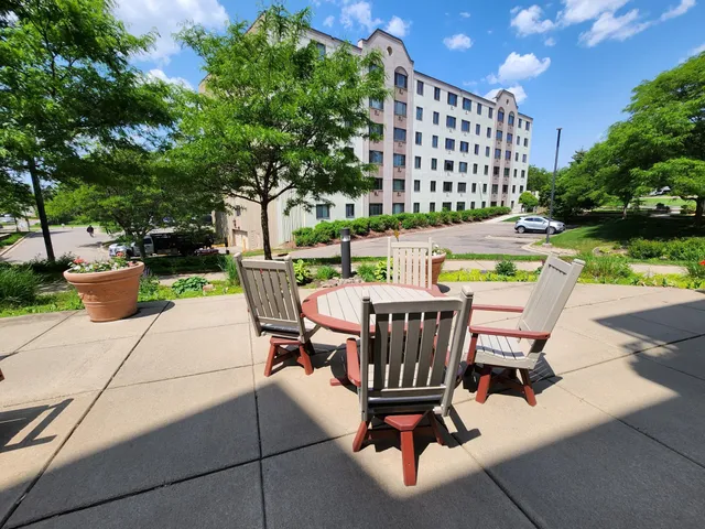 $145,000 | 5650 Boone Avenue North, Unit 408, New Hope, MN 55428