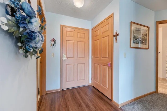 $145,000 | 5650 Boone Avenue North, Unit 408, New Hope, MN 55428