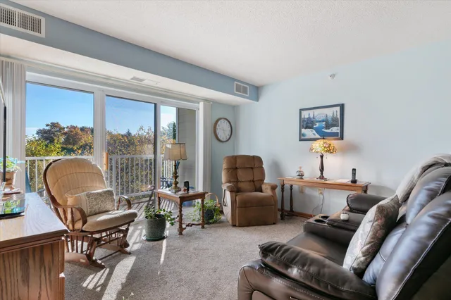 $145,000 | 5650 Boone Avenue North, Unit 408, New Hope, MN 55428