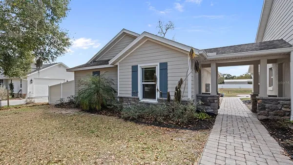 $899,000 | 4840 Old Oak Trail, St. Cloud, FL 34771