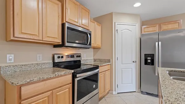 $899,000 | 4840 Old Oak Trail, St. Cloud, FL 34771