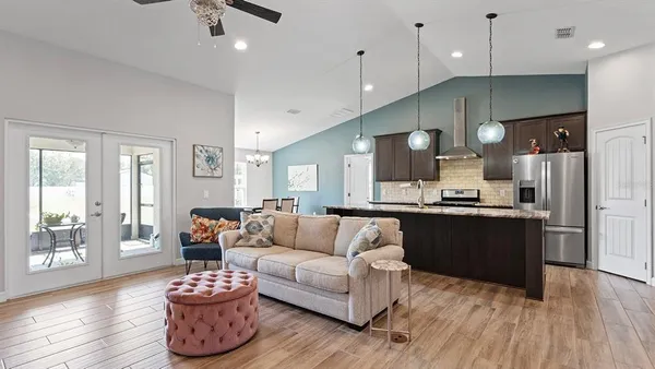 $899,000 | 4840 Old Oak Trail, St. Cloud, FL 34771