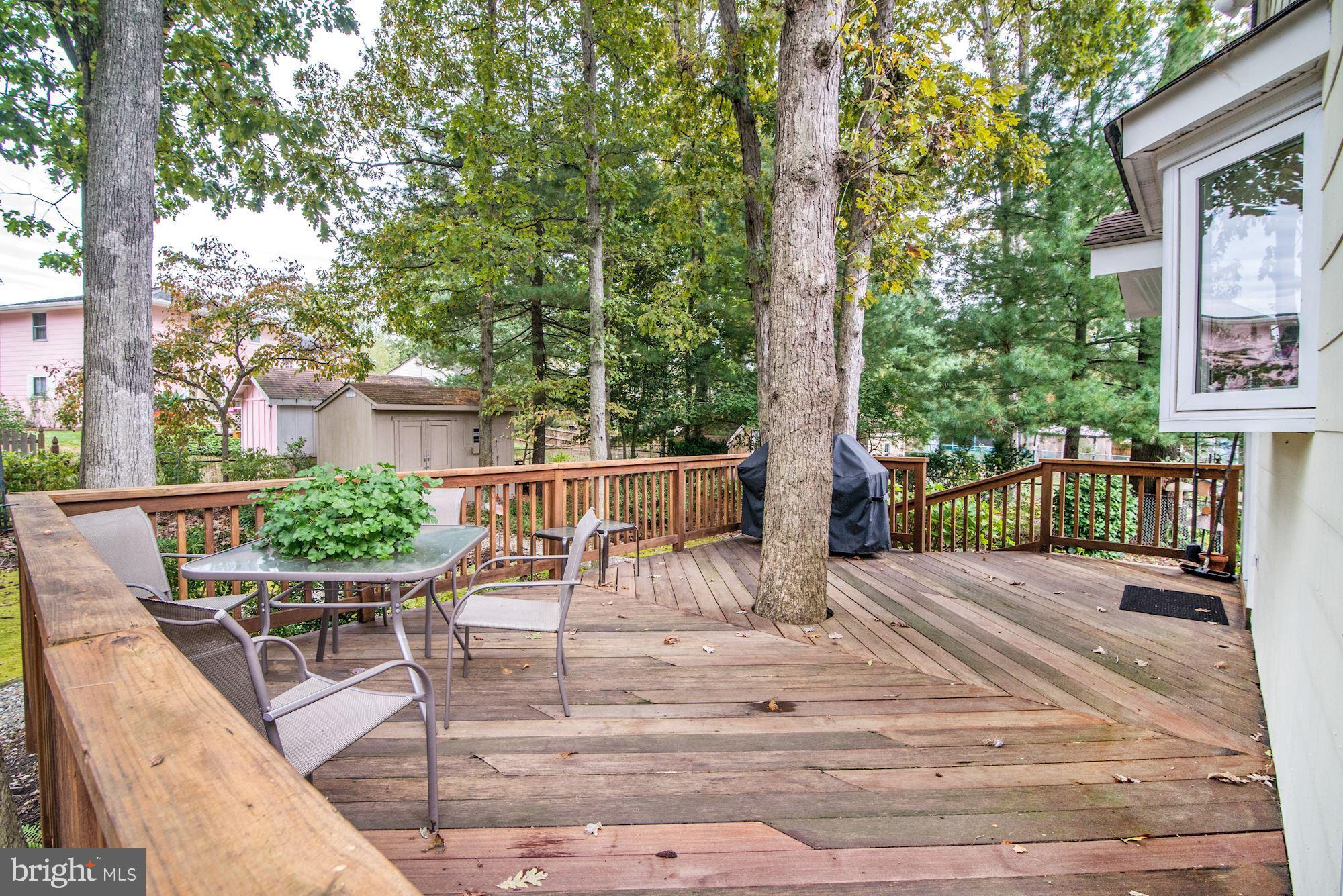 37 Hillside Road Stratford, NJ 08084 - Photo 30 of 37 Large Deck for Entertaining