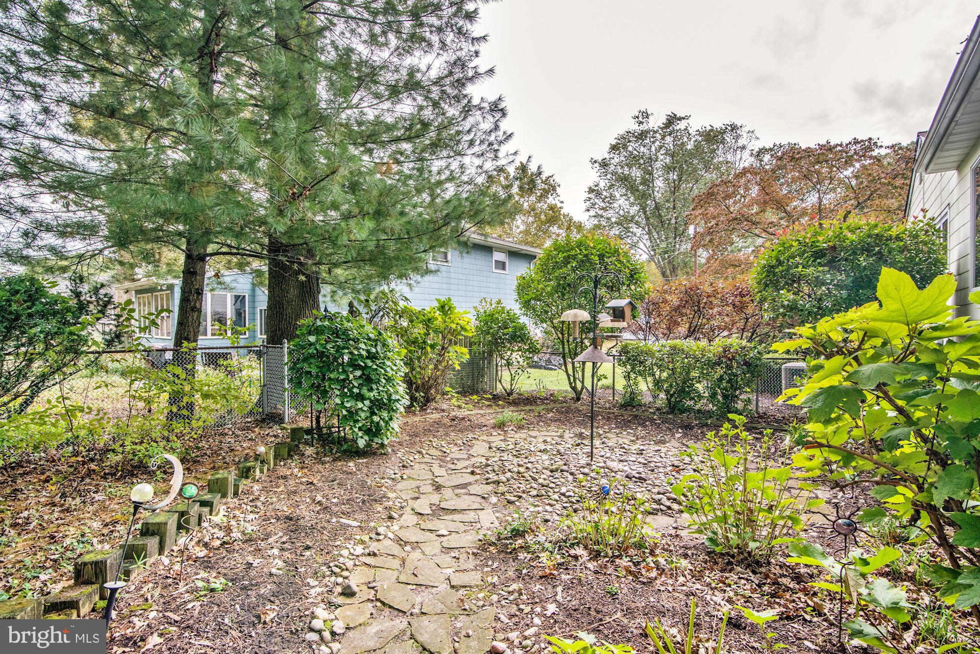37 Hillside Road Stratford, NJ 08084 - Photo 33 of 37