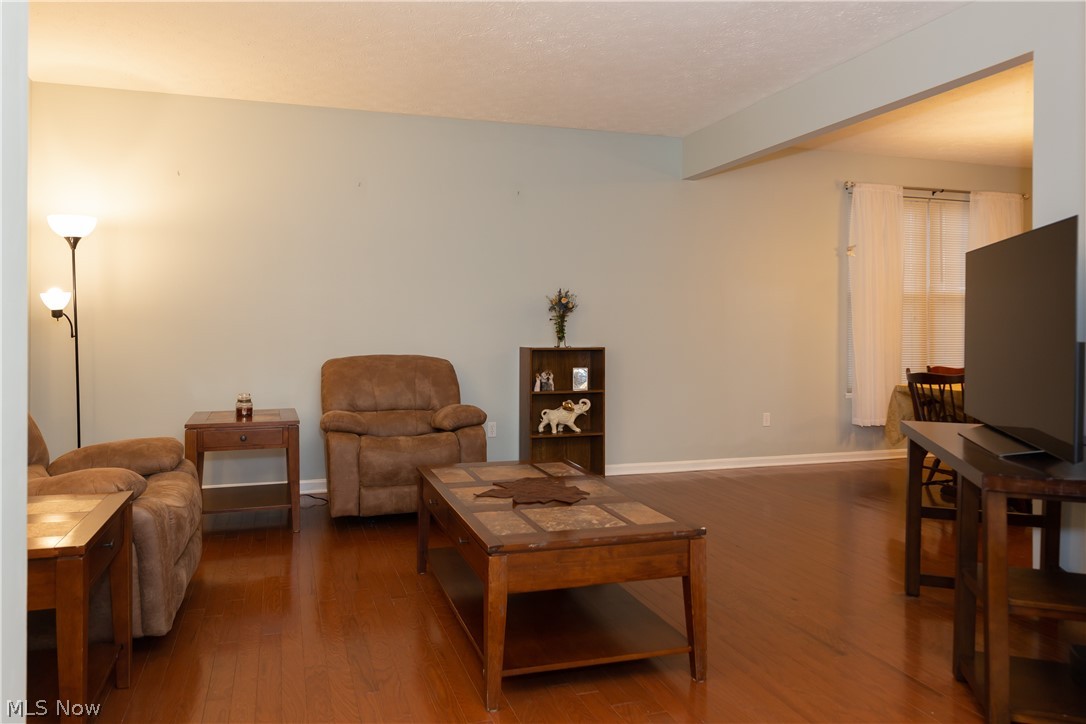 4411 Brooks Road Cleveland, OH 44105 - Photo 5 of 35