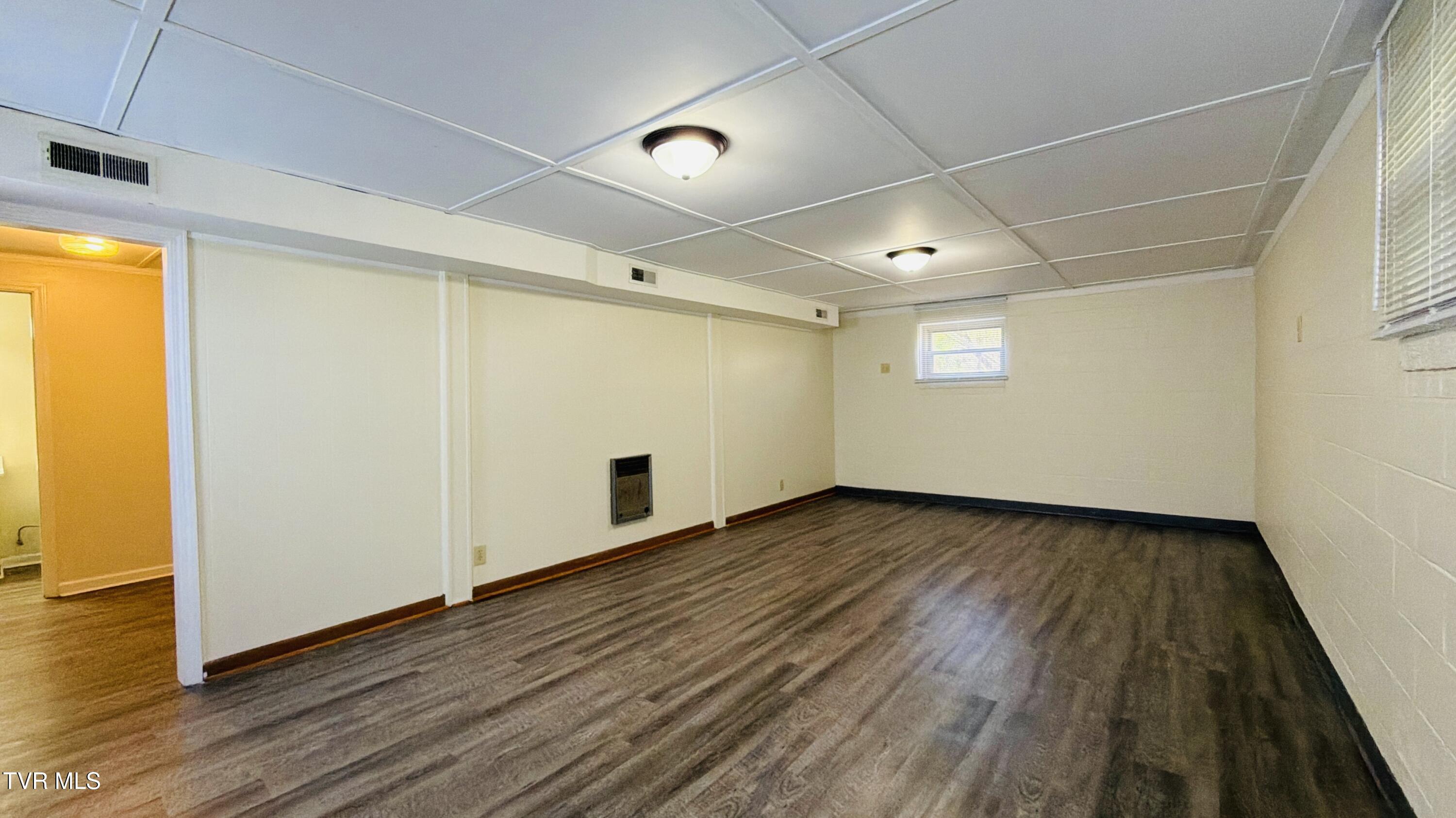 494 Old Jonesboro Road Bristol, TN 37620 - Photo 11 of 50 DJI_20260402_104301_845