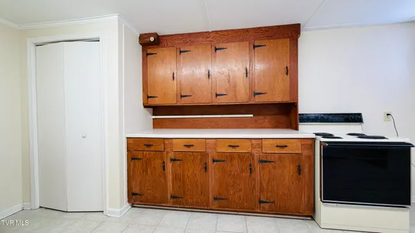 $2,000 | 494 Old Jonesboro Road, Bristol, TN 37620