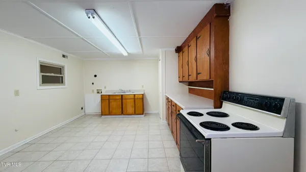 $2,000 | 494 Old Jonesboro Road, Bristol, TN 37620