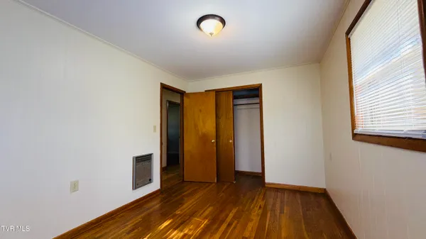 $2,000 | 494 Old Jonesboro Road, Bristol, TN 37620