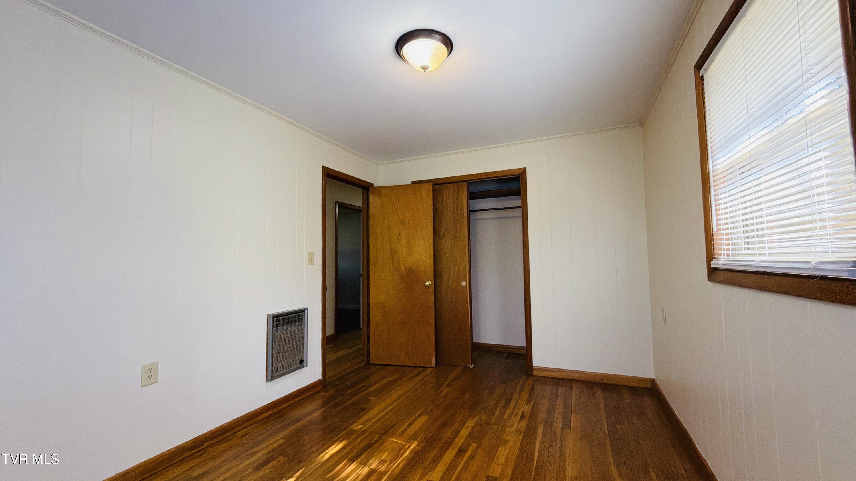 494 Old Jonesboro Road Bristol, TN 37620 - Photo 20 of 50 DJI_20260402_102828_773