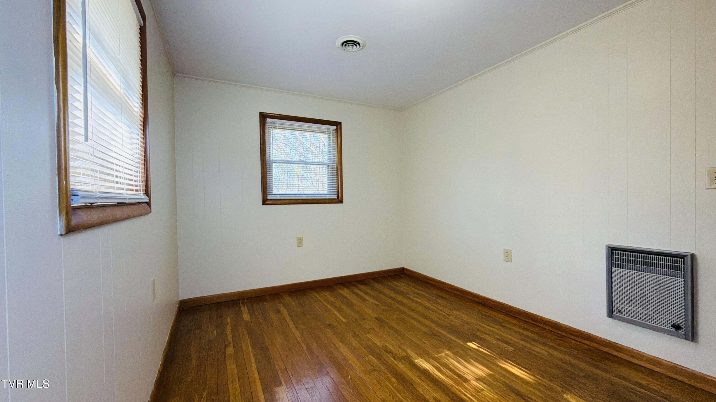 494 Old Jonesboro Road Bristol, TN 37620 - Photo 21 of 50 DJI_20260402_102758_474