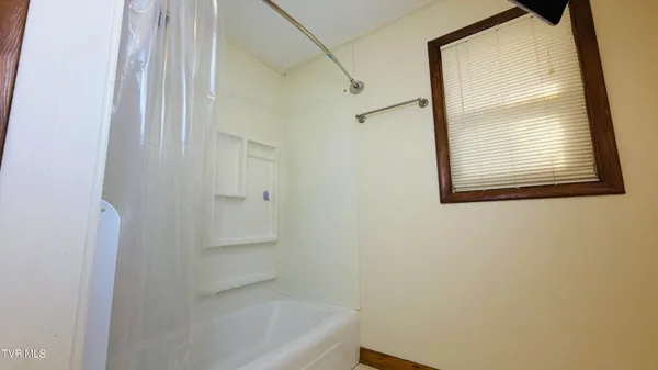 $2,000 | 494 Old Jonesboro Road, Bristol, TN 37620