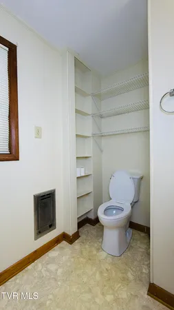 $2,000 | 494 Old Jonesboro Road, Bristol, TN 37620