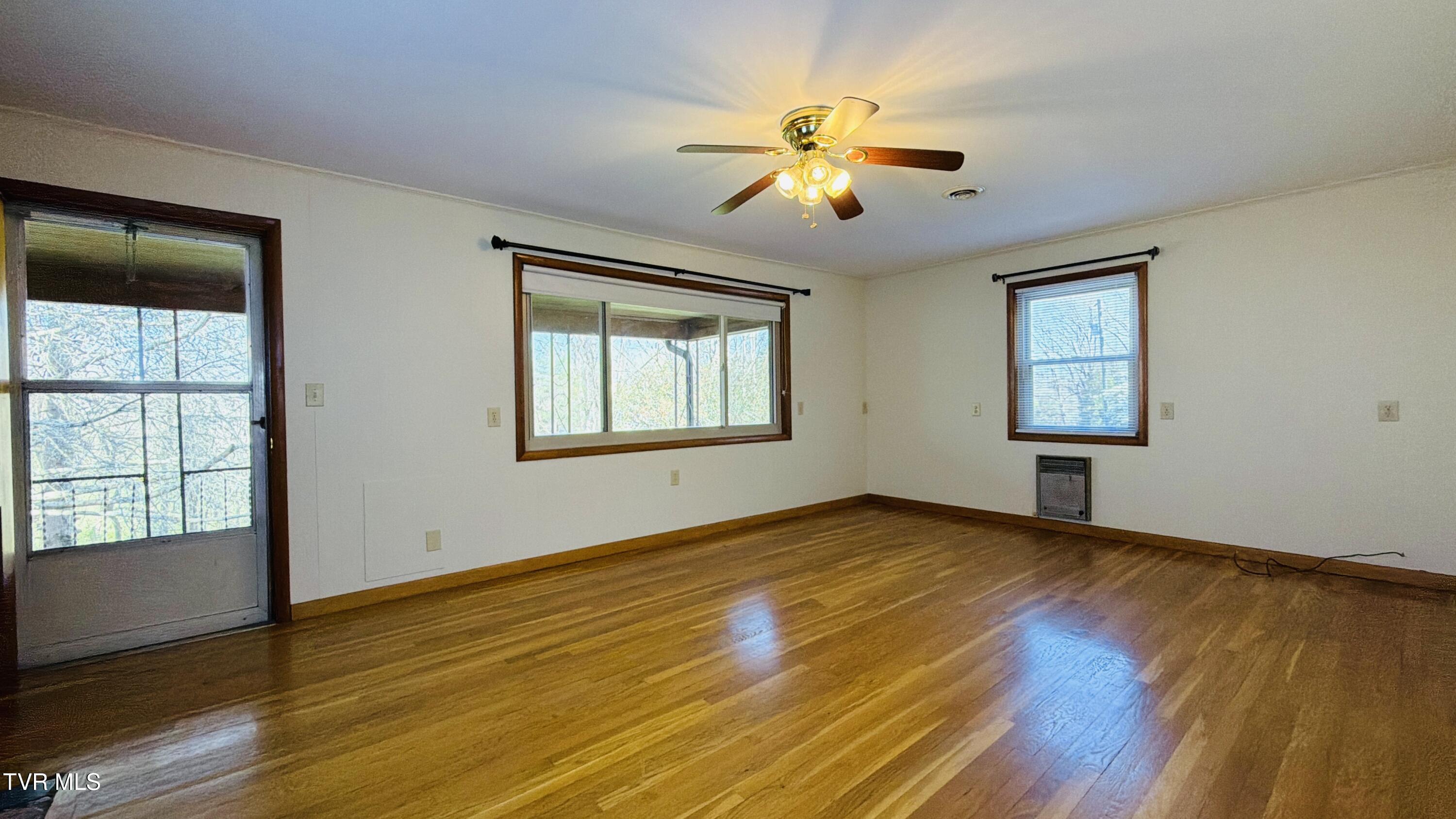 494 Old Jonesboro Road Bristol, TN 37620 - Photo 32 of 50 DJI_20260402_101448_352