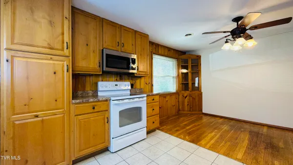 $2,000 | 494 Old Jonesboro Road, Bristol, TN 37620