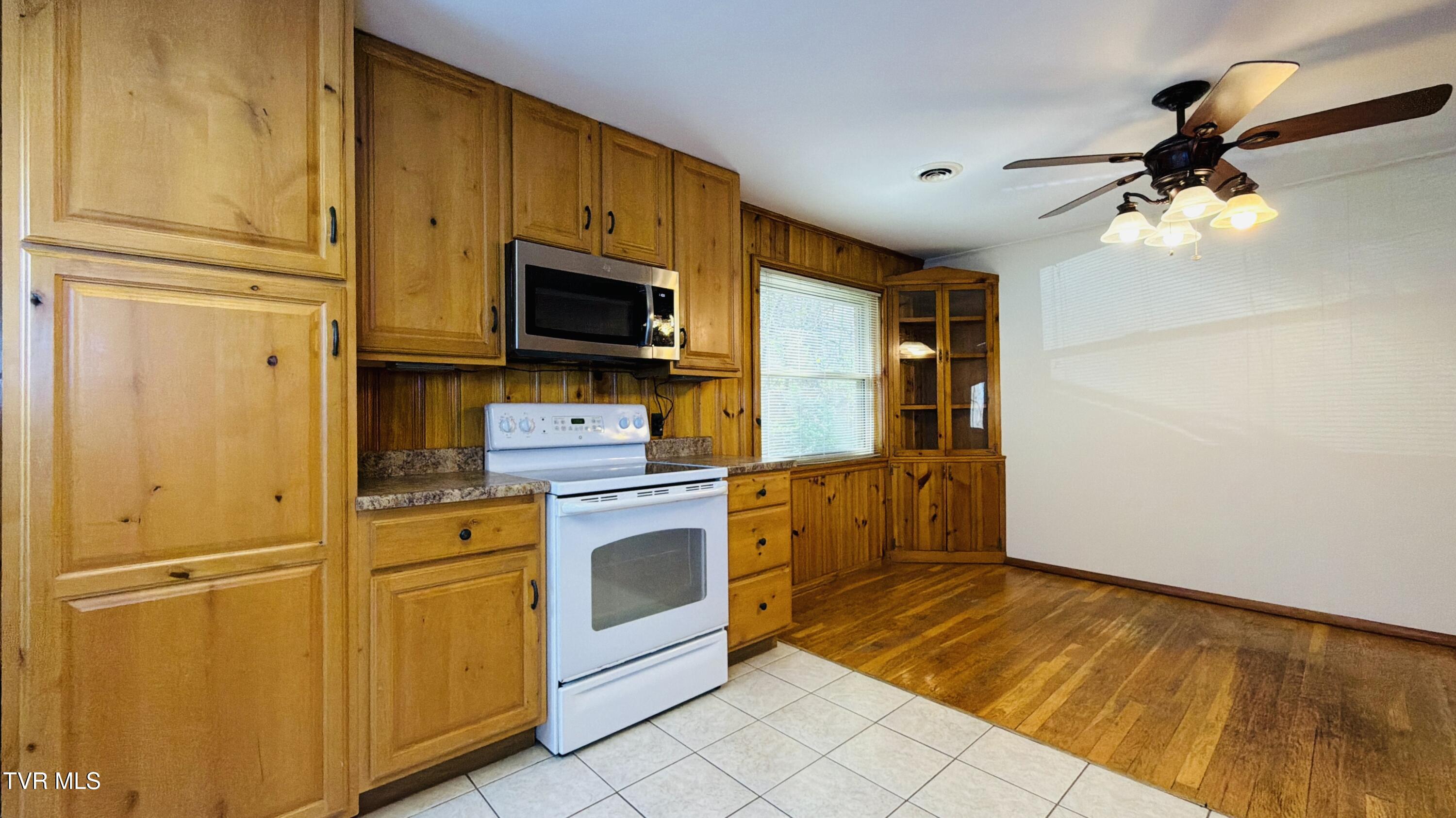 494 Old Jonesboro Road Bristol, TN 37620 - Photo 34 of 50 DJI_20260402_100900_142