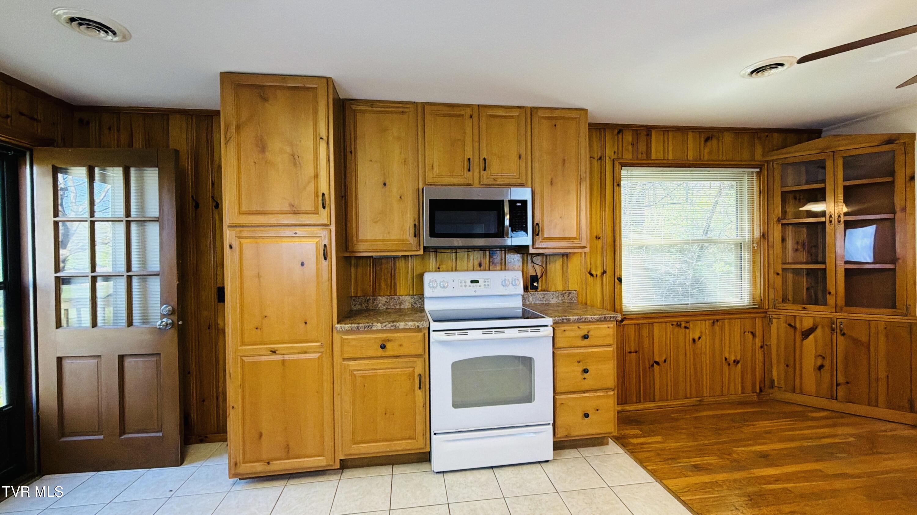 494 Old Jonesboro Road Bristol, TN 37620 - Photo 5 of 50 DJI_20260402_100952_459