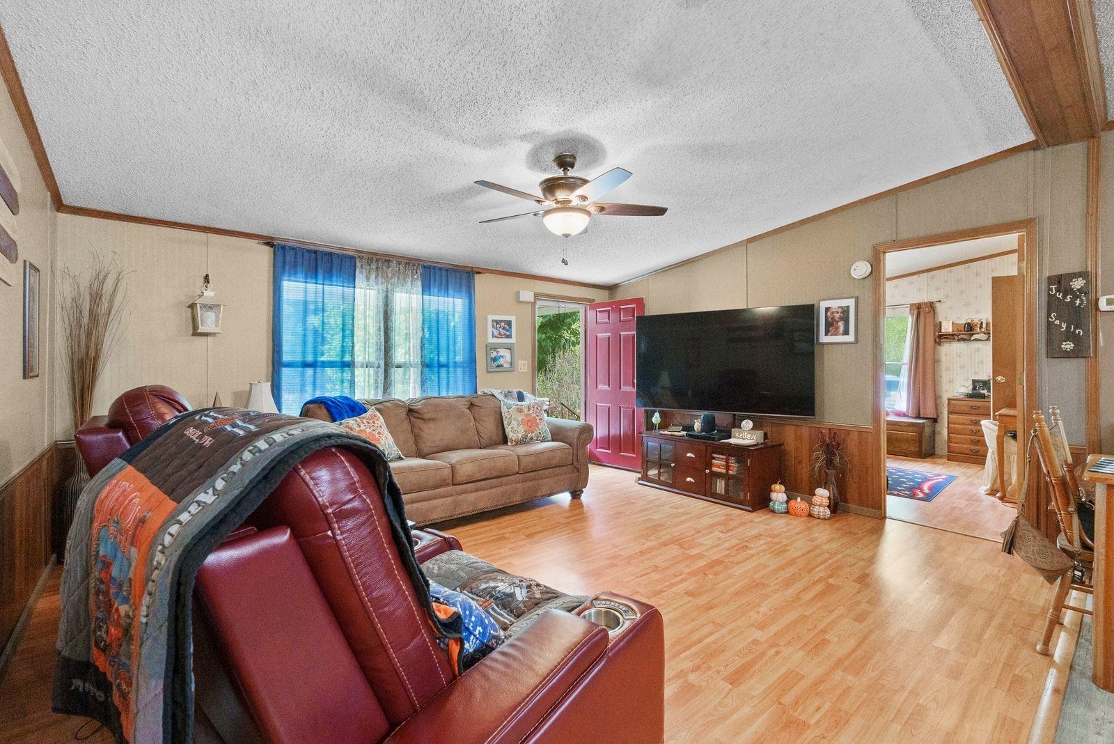 847 Shady Grove Road Louisa, KY 41230 - Photo 13 of 42