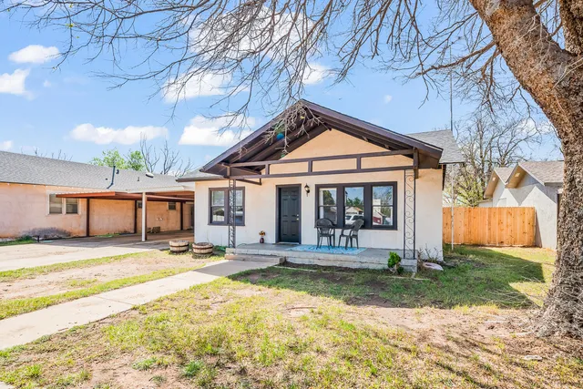 $115,000 | 435 West Lynn Street, Slaton, TX 79364