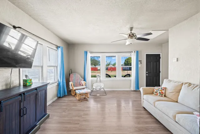 $115,000 | 435 West Lynn Street, Slaton, TX 79364