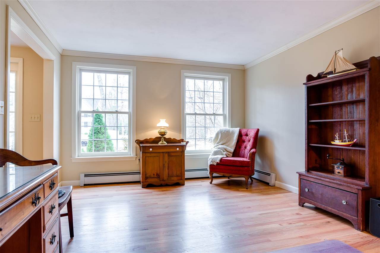53 Mill Road Derry, NH 03038 - Photo 13 of 40