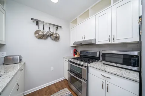$3,350 | 360 1st Street, Unit 3, Hoboken, NJ 07030