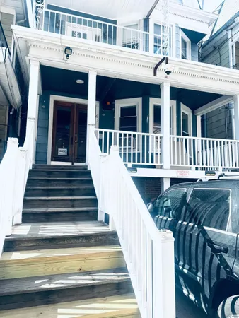 $2,650 | 63 Van Reypen Street, Unit 1, Jersey City, NJ 07306