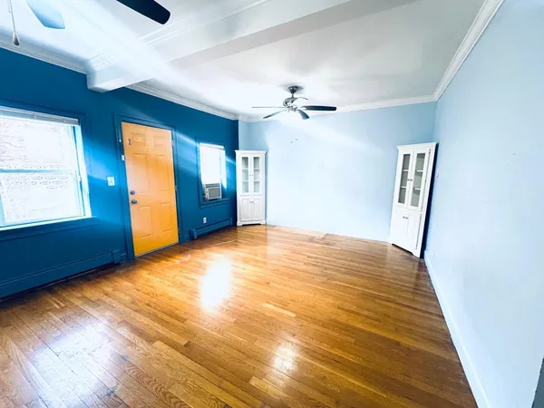 $2,650 | 63 Van Reypen Street, Unit 1, Jersey City, NJ 07306