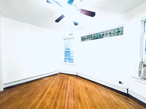 $2,650 | 63 Van Reypen Street, Unit 1, Jersey City, NJ 07306