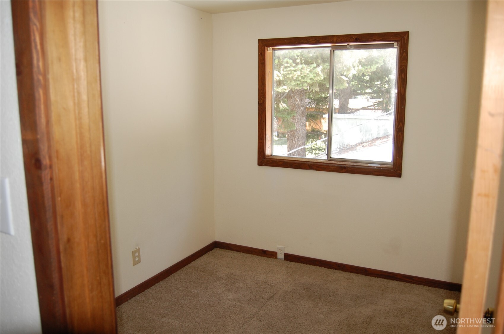 117 Lake Street Conconully, WA 98819 - Photo 10 of 35