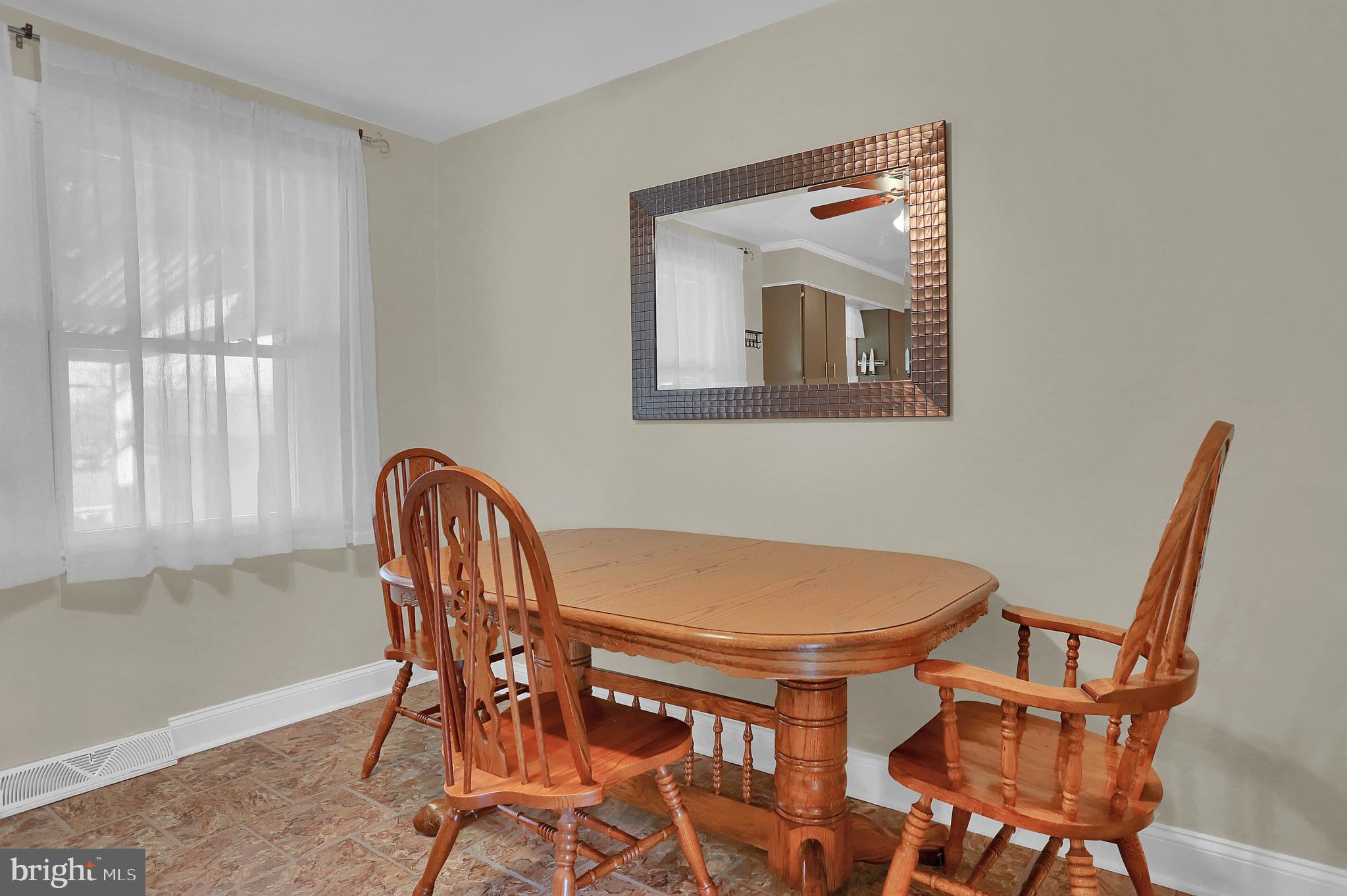 2545 Auburn Road York, PA 17402 - Photo 10 of 39 Gallery Image 10