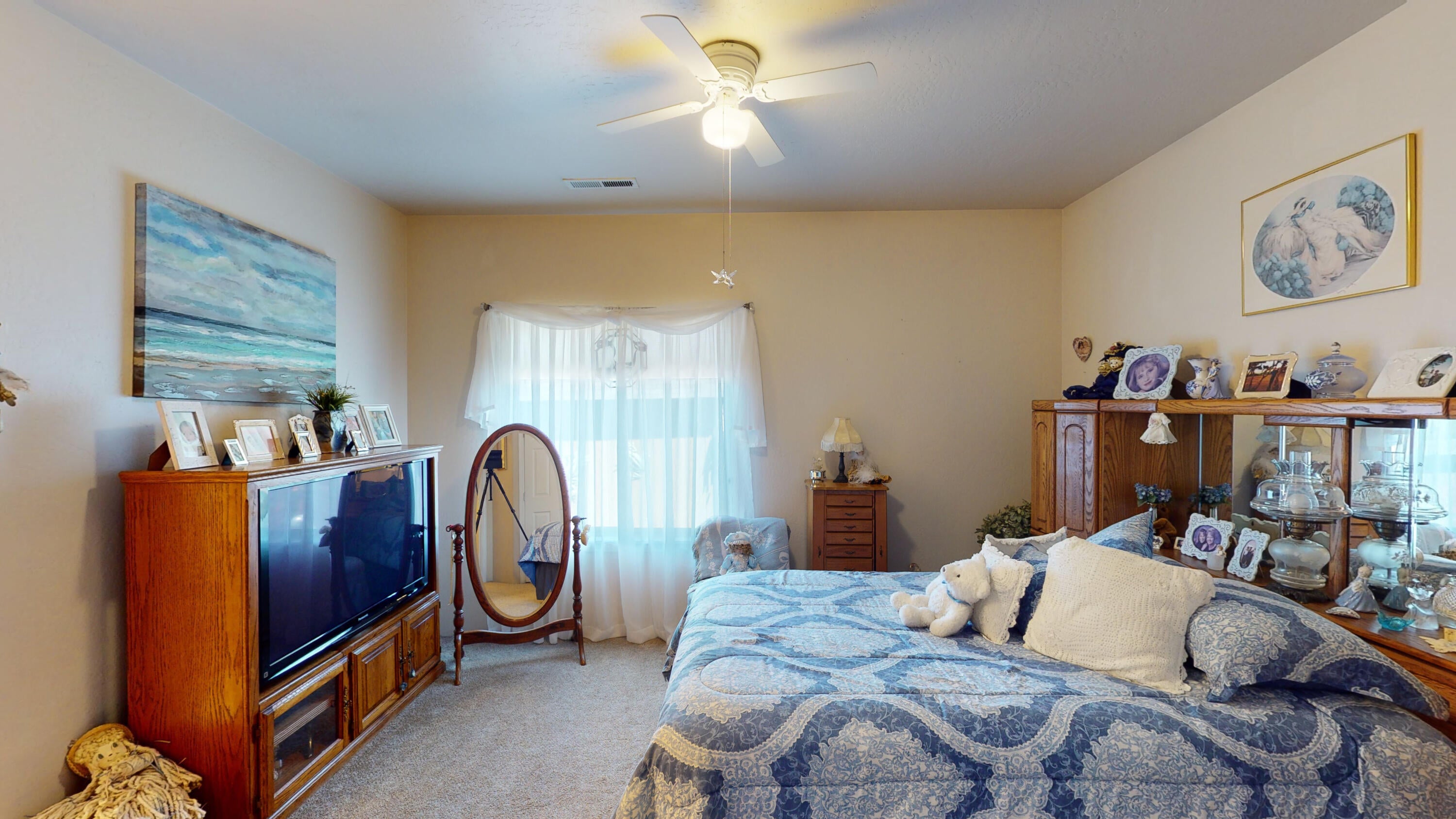 3652 Bursell Road Central Point, OR 97502 - Photo 5 of 36 Primary Bedroom