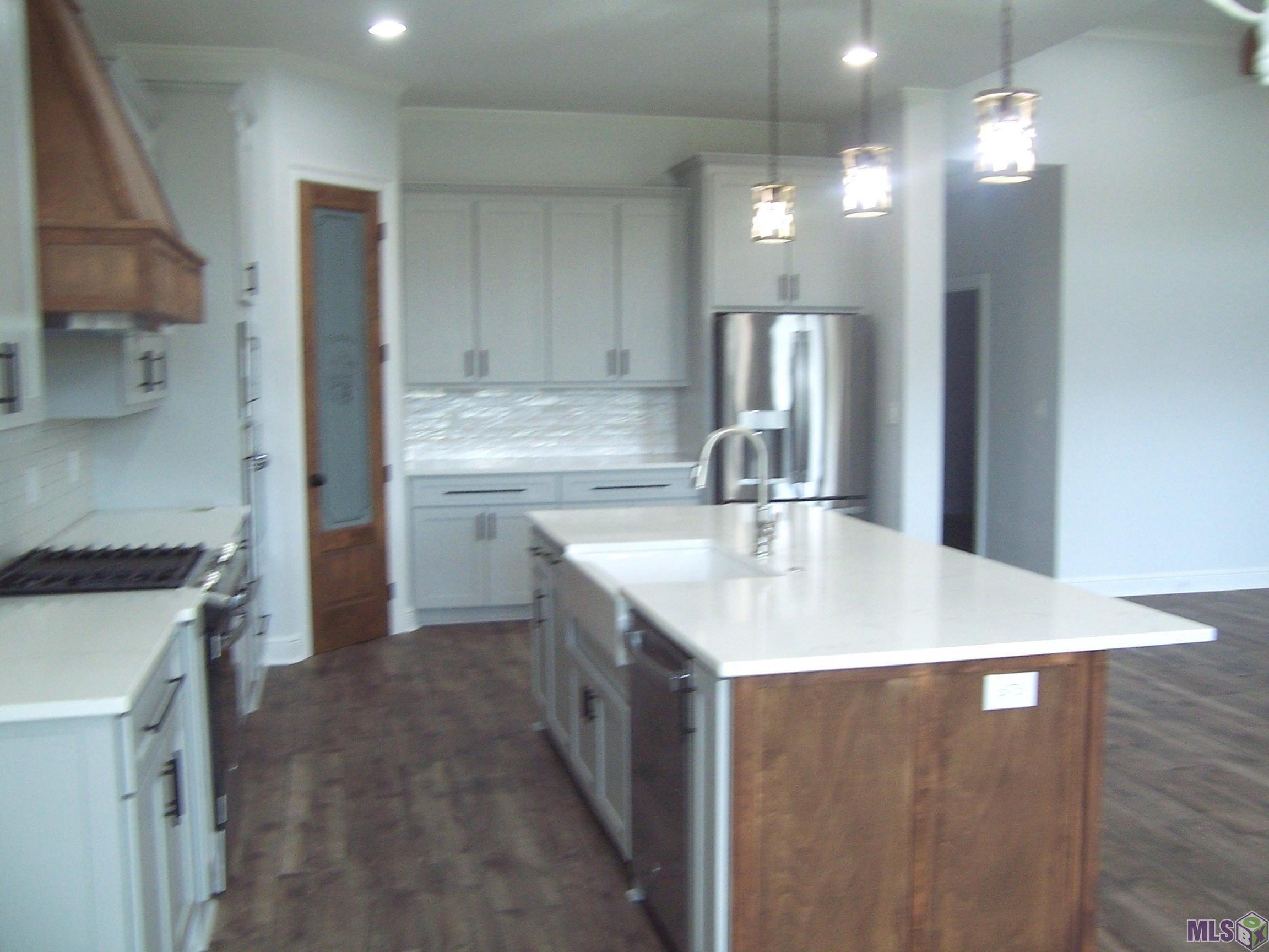 440 Independence Drive Houma, LA 70360 - Photo 3 of 9