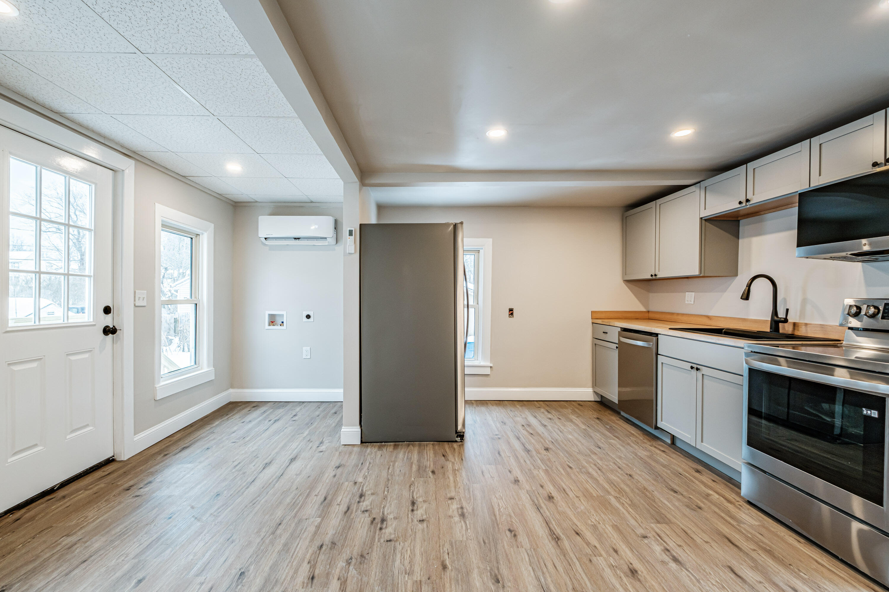 566 Washington Avenue Portland, ME 04103 - Photo 18 of 50 20260211gp-62021