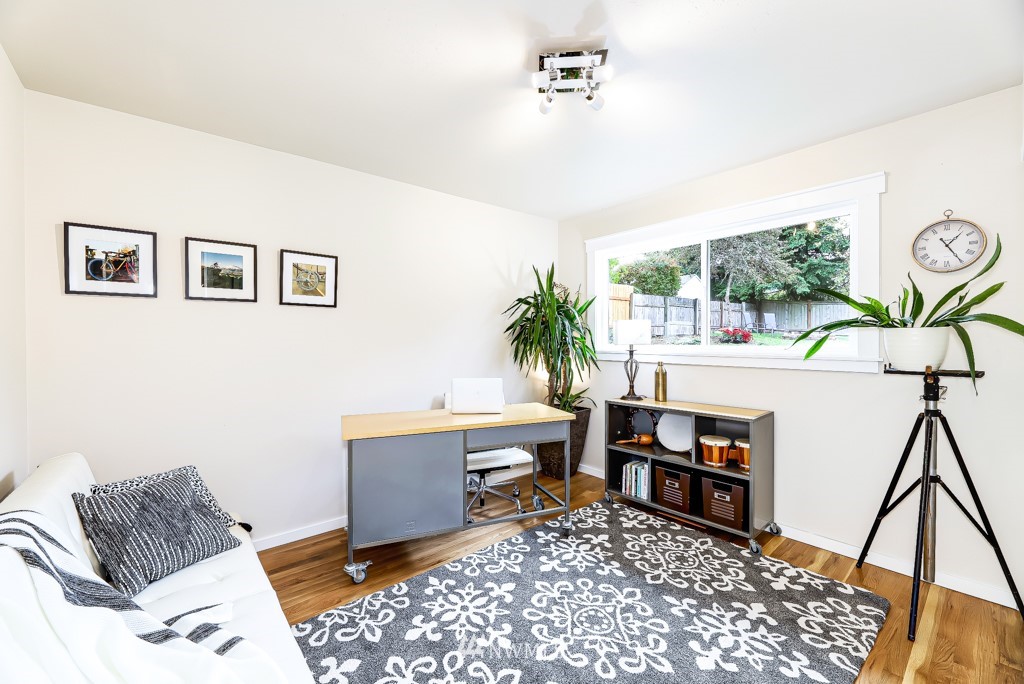 15005 Southeast 113th Street Renton, WA 98059 - Photo 12 of 25 Gallery Image 12