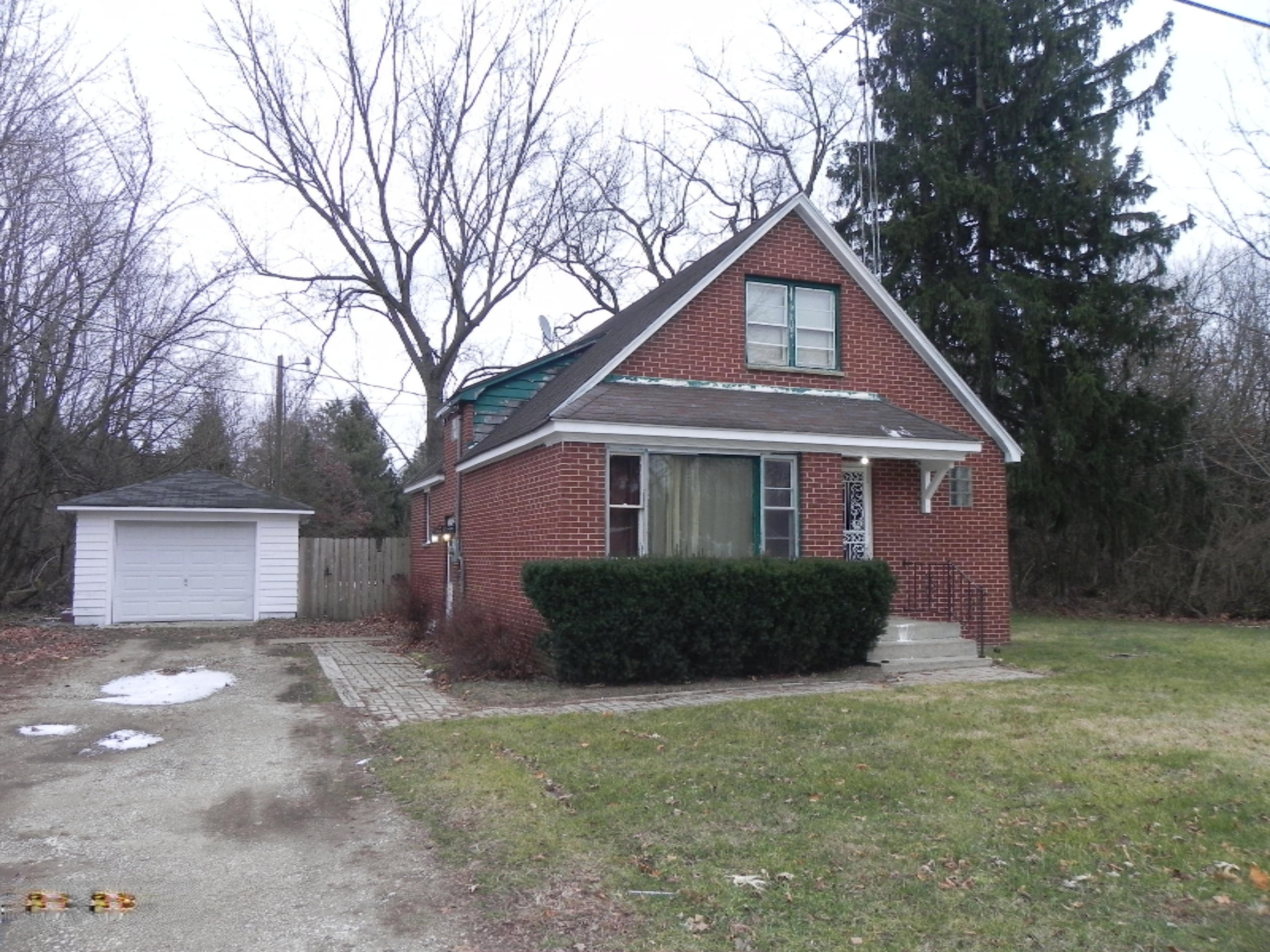 82511 Highway 51 Decatur, MI 49045 - Photo 1 of 16 DSCN7362