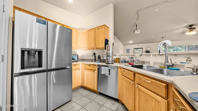 a view of a livingroom with furniture and a livingroom