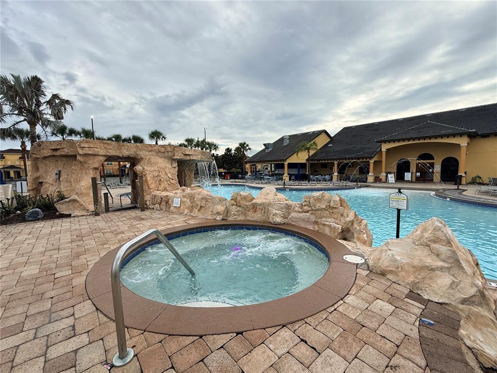 8977 Bismarck Palm Road Kissimmee, FL 34747 - Photo 19 of 60