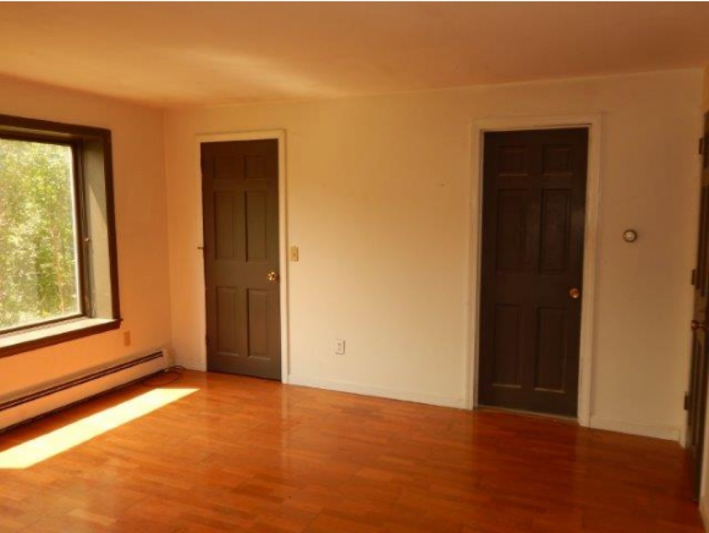 60 Old Street Road Peterborough, NH 03458 - Photo 3 of 10